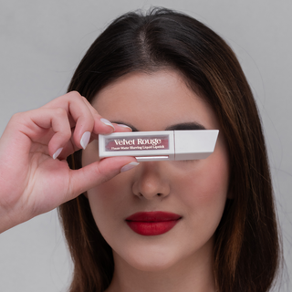 Velvet Rogue: Haute Matte Blurring Liquid Lipstick